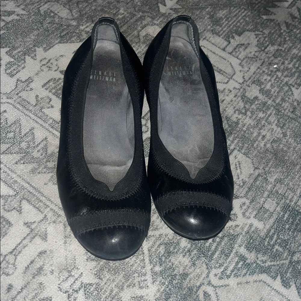 Stuart Weitzman women’s Black Leather Flats size 6.5